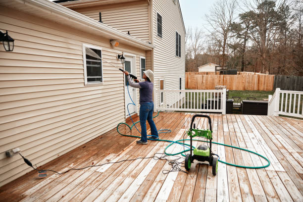 Best Roof Pressure Washing  in Washburn, WI